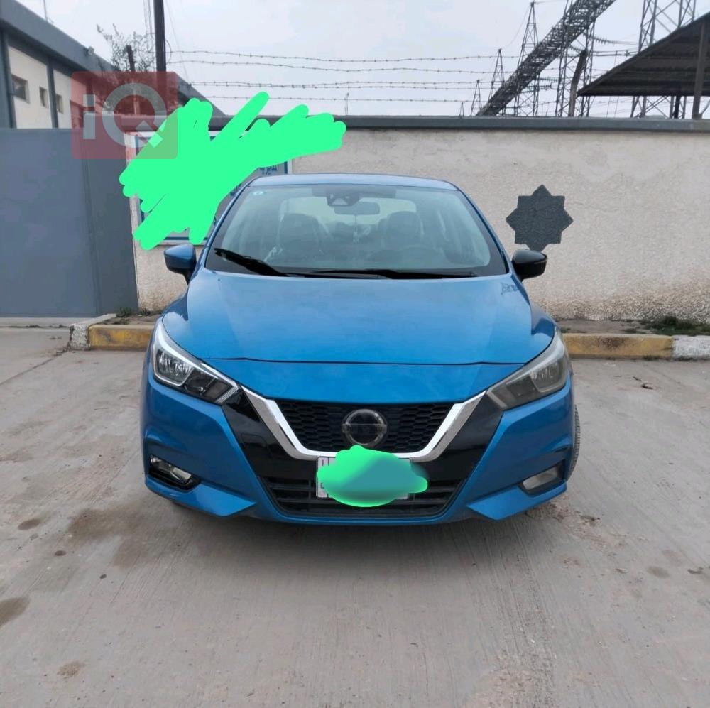 نيسان فيرسا